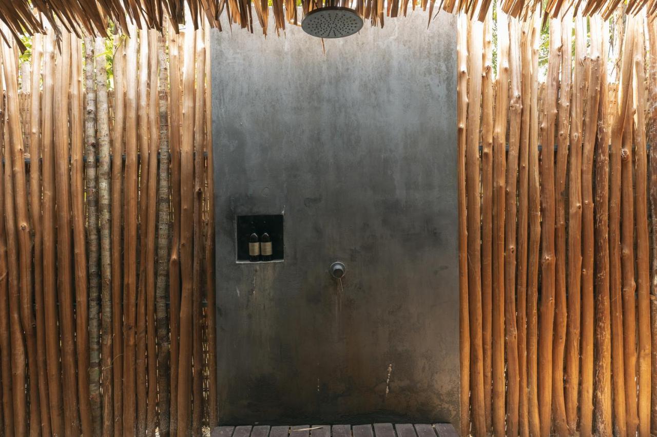 ホテル タムコーロン Pagoda Beach エクステリア 写真